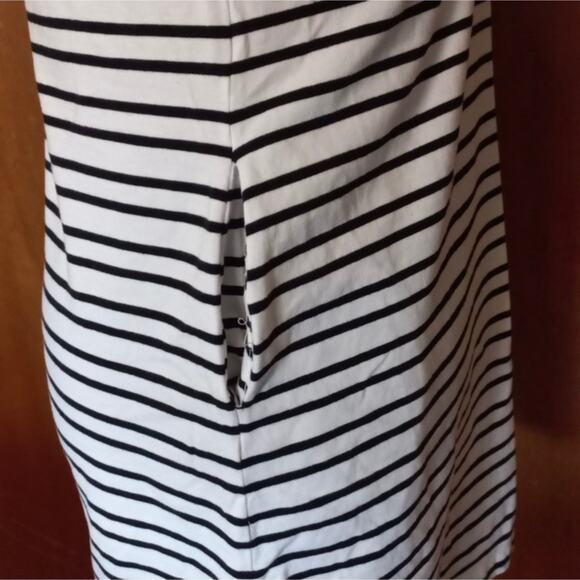 SheIn Cap Sleeves Striped Dress Shirt V Neck Size Small - Picture 10 of 11